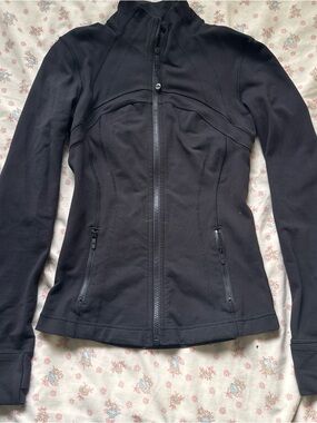 black lululemon define jacket